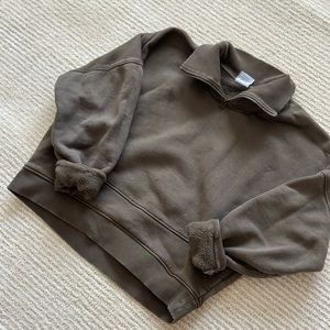 Outdoor Voices Sweatshirt Size Small